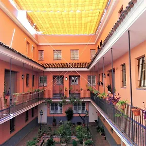 Duplex En Corral De Vecinos San Bernardo Sevilha